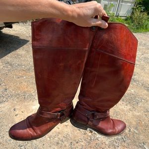 Frye boots size 11, a beautiful reddish rust neutral.
